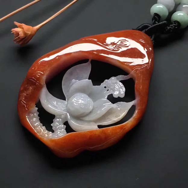 Please accept the impurities in jade