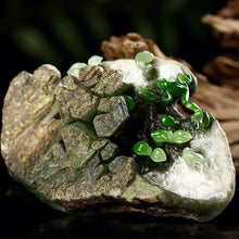Natural jade carving Siberian nephrite jade collectibles