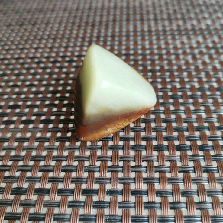 Natural Kunlun Jade Rough Nephrite Raw