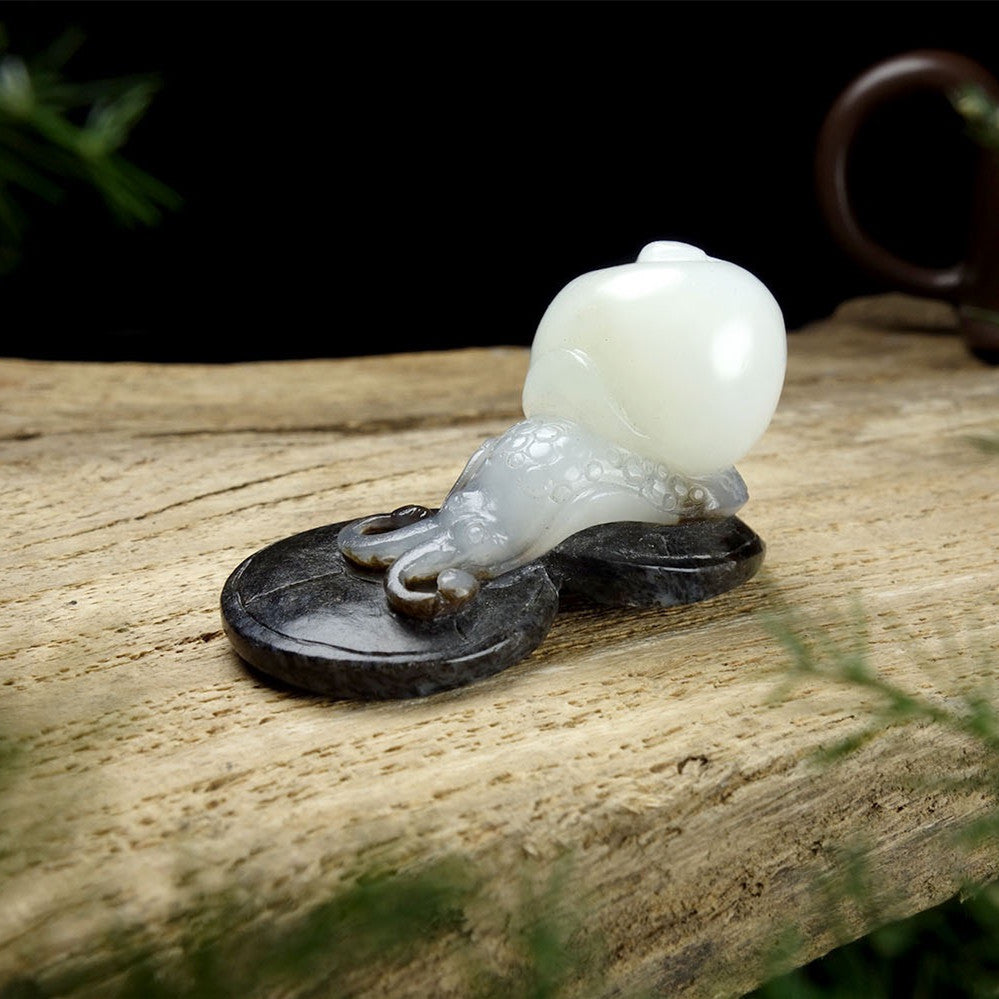 Natural jade carving Chinese Hetian nephrite collectibles