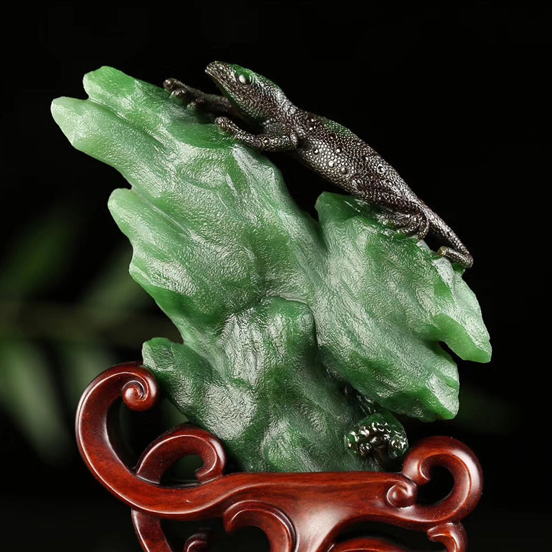 Natural jade carving Siberian nephrite jade collectibles