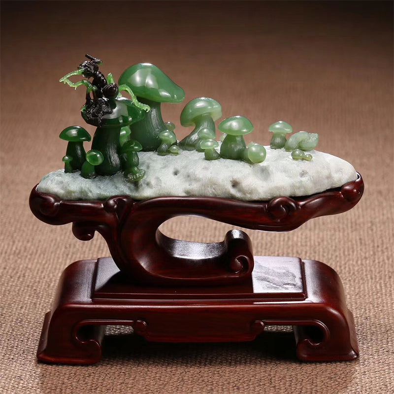Natural jade carving Siberian nephrite jade collectibles