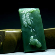 Natural jade carving Chinese Kunlun nephrite jade collectibles