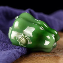 Natural jade carving Siberian nephrite jade collectibles