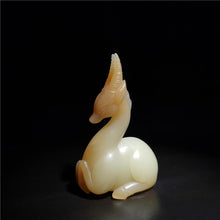 Natural jade carving Chinese Kunlun nephrite jade collectibles