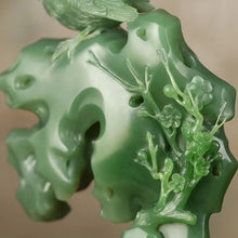 Natural jade carving Siberian nephrite jade collectibles