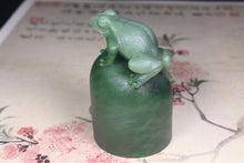 Frog Seal
