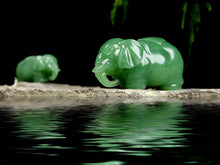 Natural jade carving Siberian nephrite jade collectibles