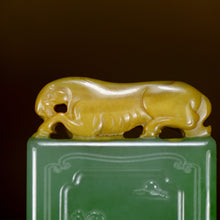 Natural jade carving nephrite collectibles Chinese Hetian jade