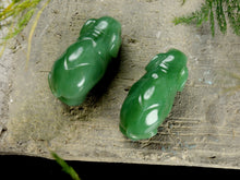 Natural jade carving Siberian nephrite jade collectibles