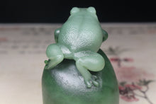 Frog Seal