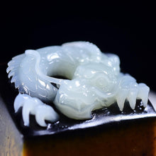 Natural jade carving nephrite collectibles Chinese Hetian jade