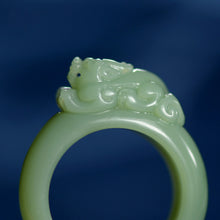Natural jade carving nephrite collectibles Chinese Kunlun jade