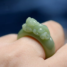 Natural jade carving nephrite collectibles Chinese Kunlun jade