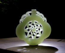 Natural jade carving Chinese Kunlun nephrite jade collectibles