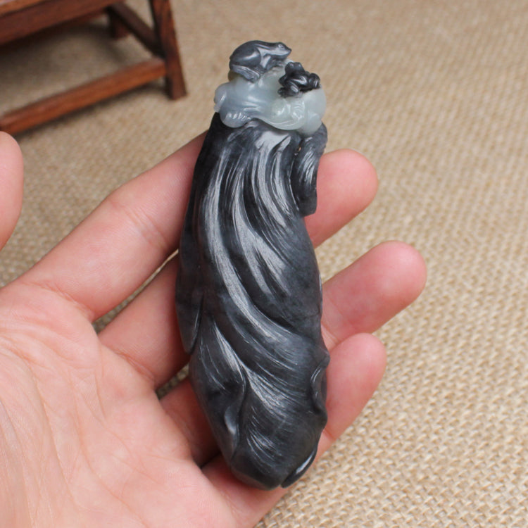 Natural jade carving nephrite collectibles Chinese Hetian jade