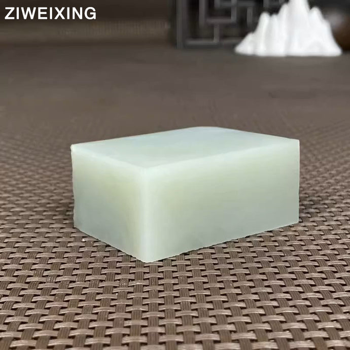 Kunlun Mountain's Treasure: The Natural Beauty of Raw Jade in Detail