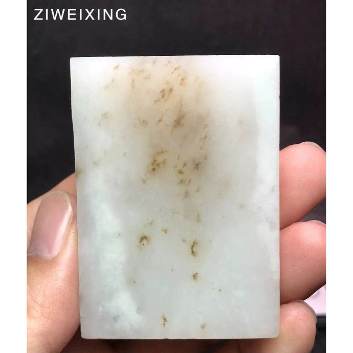 Milky Depths and Earthy Veins: The Beauty of a Kunlun Rough Jade Stone