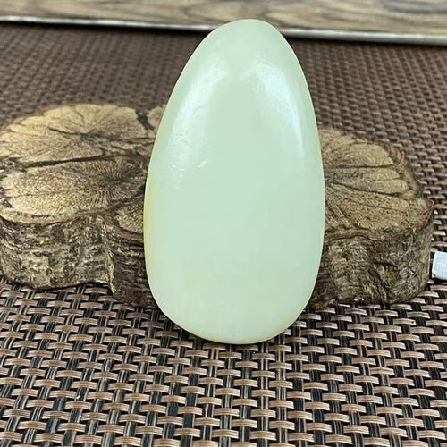 Natural Kunlun Jade Rough Nephrite Raw