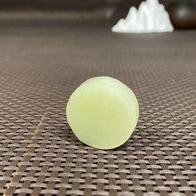 Natural Hetian Jade Rough Nephrite Raw (18.6g,3.0X0.9cm)