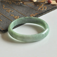 Natural Jade Bangle Oval Jadeite Bangle