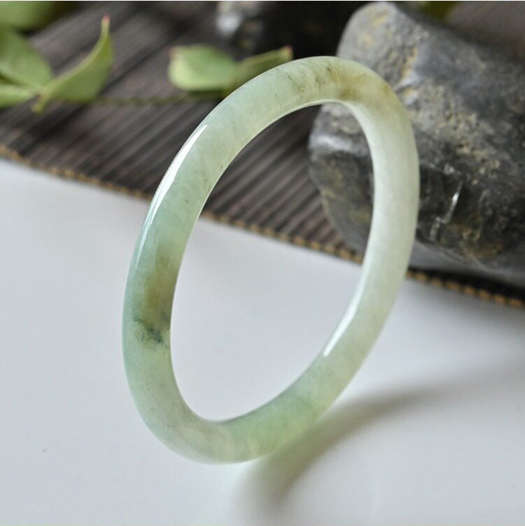 Natural Jade Bangle Oval Jadeite Bangle