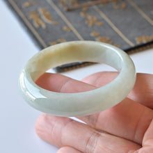 Natural Jade Bangle Oval Jadeite Bangle