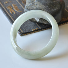 Natural Jade Bangle Oval Jadeite Bangle