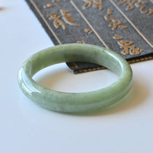 Natural Jade Bangle Oval Jadeite Bangle