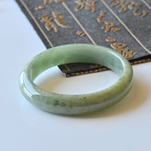 Natural Jade Bangle Oval Jadeite Bangle