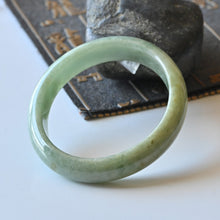 Natural Jade Bangle Oval Jadeite Bangle