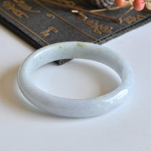 Natural Jade Bangle Oval Jadeite Bangle