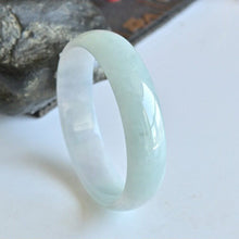 Natural Jade Bangle Round Jadeite Bangle