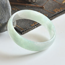 Natural Jade Bangle Round Jadeite Bangle