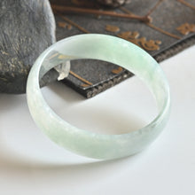 Natural Jade Bangle Round Jadeite Bangle