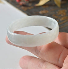 Natural Jade Bangle Round Jadeite Bangle