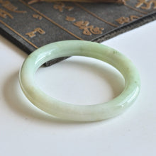 Natural Jade Bangle Round Jadeite Bangle