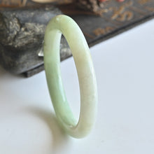 Natural Jade Bangle Round Jadeite Bangle