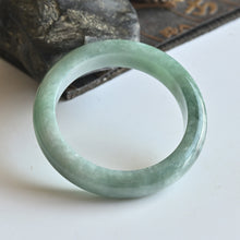 Natural Jade Bangle Round Jadeite Bangle