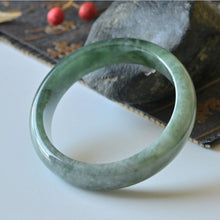 Natural Jade Bangle Round Jadeite Bangle