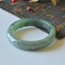 Natural Jade Bangle Round Jadeite Bangle