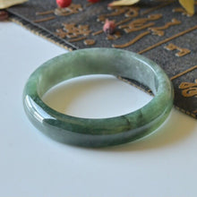 Natural Jade Bangle Round Jadeite Bangle