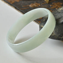 Natural Jade Bangle Round Jadeite Bangle