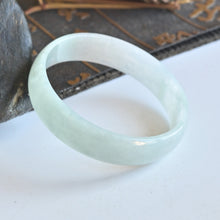 Natural Jade Bangle Round Jadeite Bangle