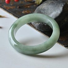 Natural Jade Bangle Round Jadeite Bangle