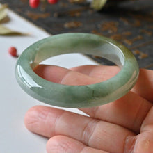 Natural Jade Bangle Round Jadeite Bangle