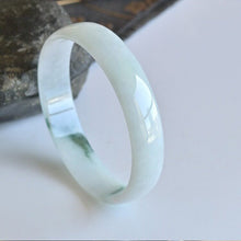 Natural Jade Bangle Round Jadeite Bangle