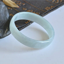 Natural Jade Bangle Round Jadeite Bangle