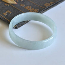 Natural Jade Bangle Round Jadeite Bangle