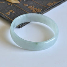 Natural Jade Bangle Round Jadeite Bangle